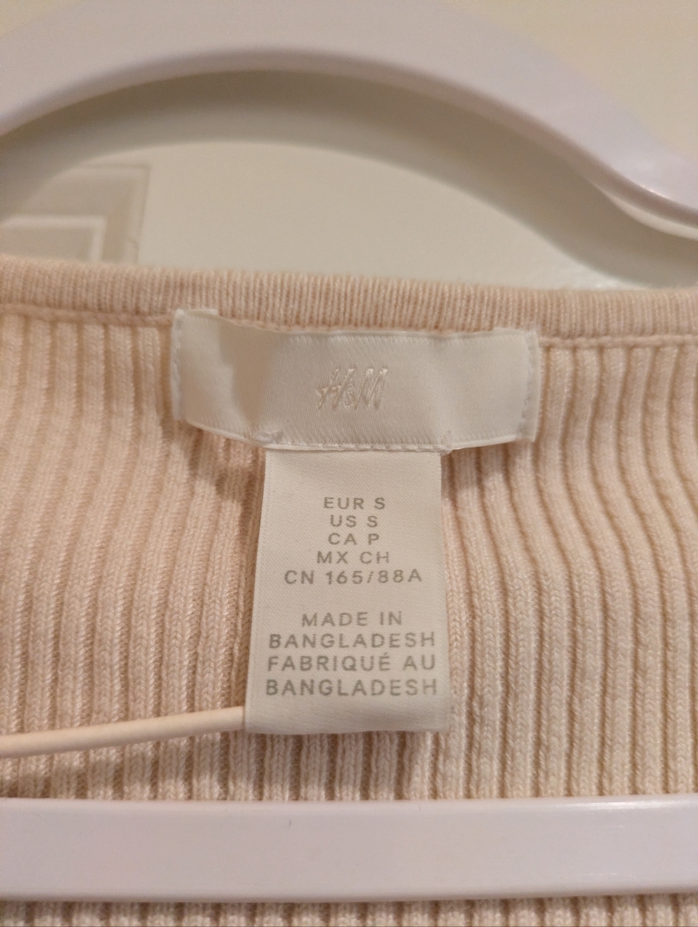 H&M Cropped Cardigan, Cream Color, Ribbed - Picture 4 of 4